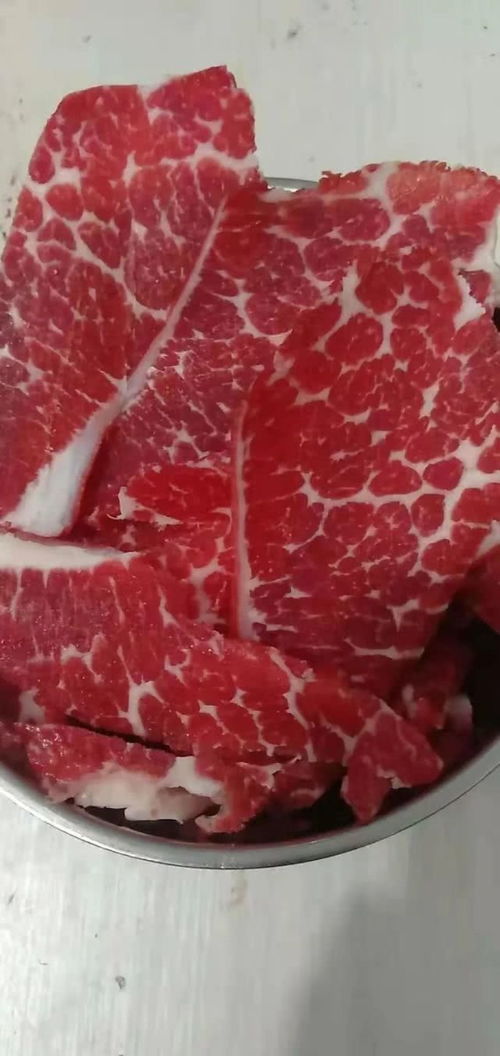 丰镇市有富牛羊肉水产店 羊肉品质亮起红灯，消费者需警惕！