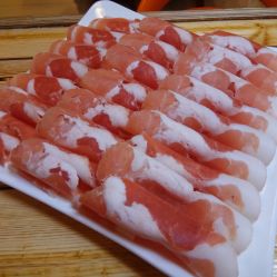 十三幺重庆老火锅羊肉深度评测 大众点评口碑与北京实拍全解析